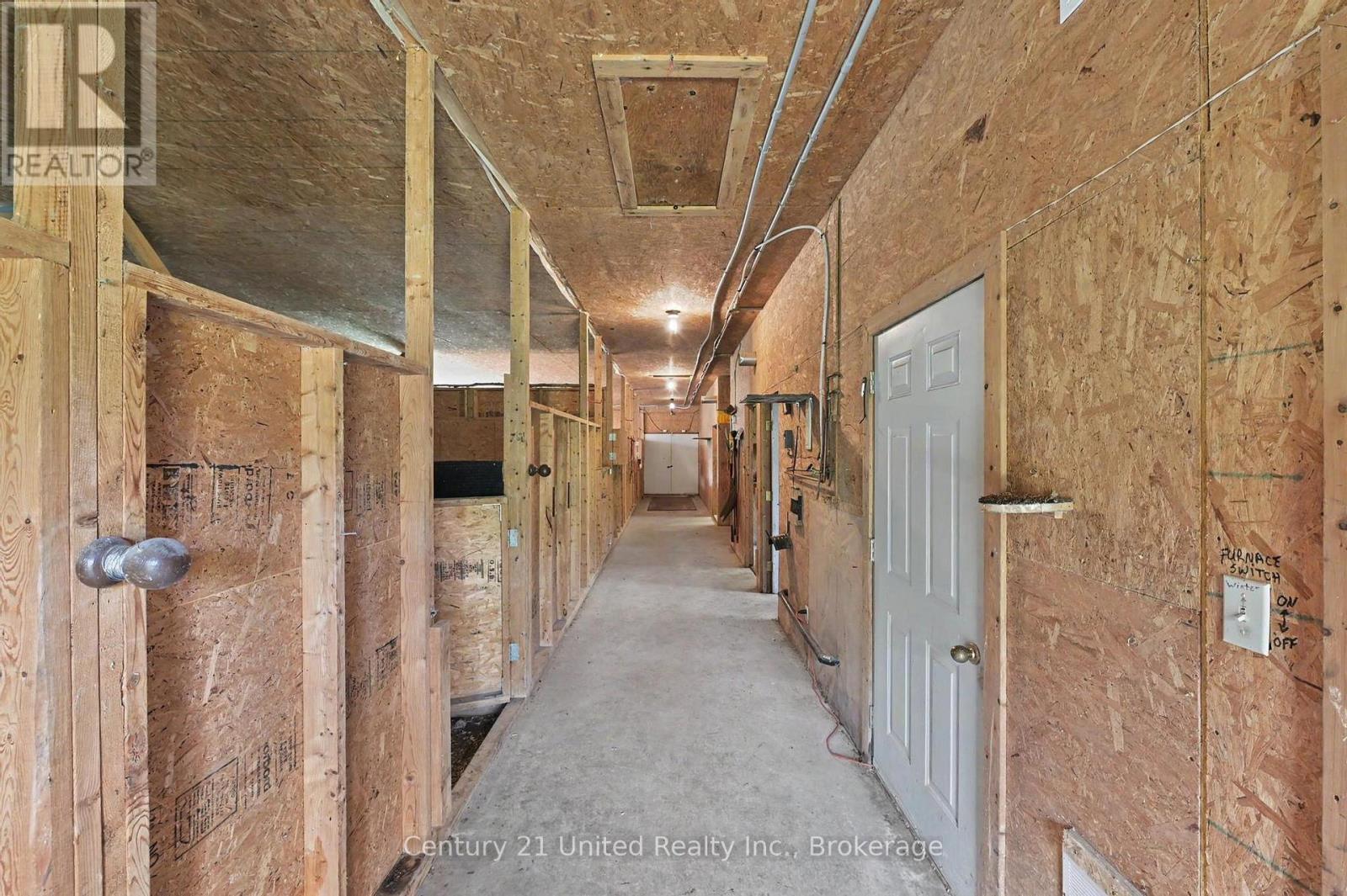 29 FRIENDLY ACRES ROAD - 40