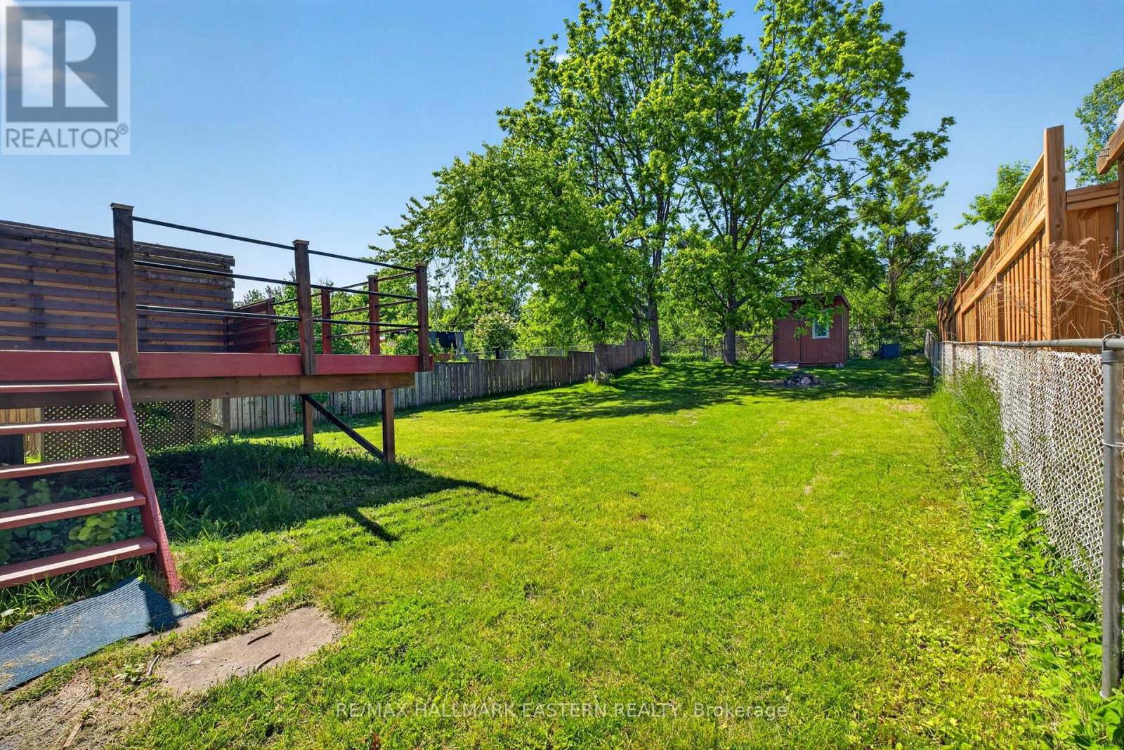 168 TOWERHILL ROAD N - 23