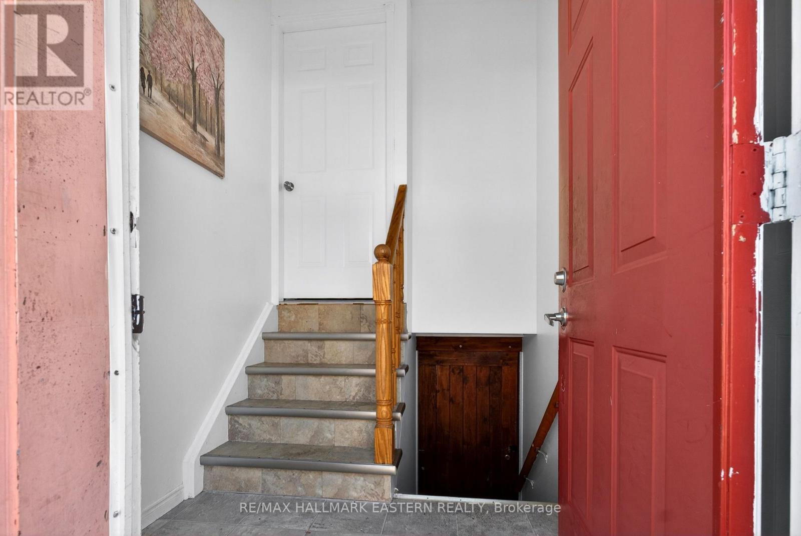 168 TOWERHILL ROAD N - 31