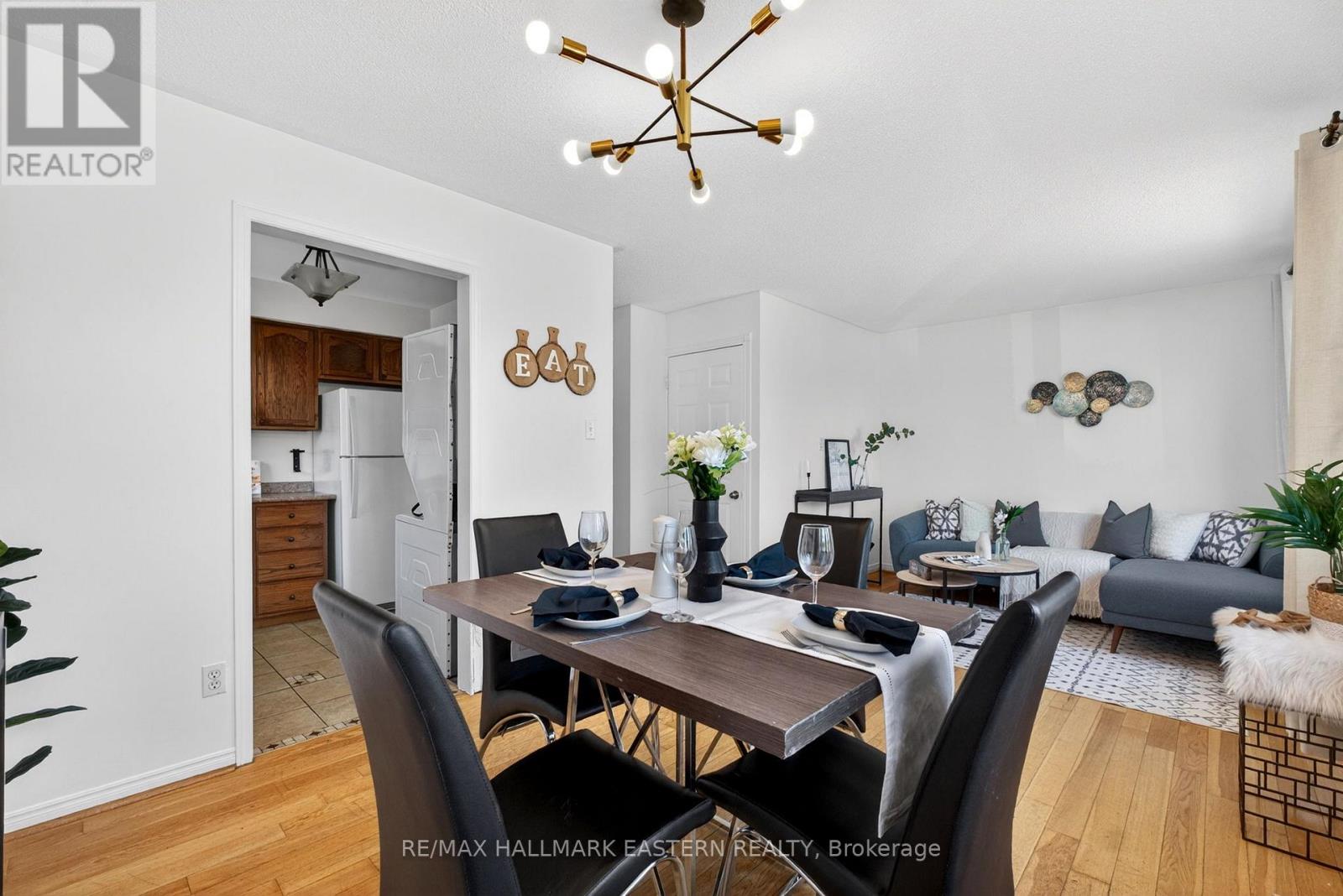 168 TOWERHILL ROAD N - 9