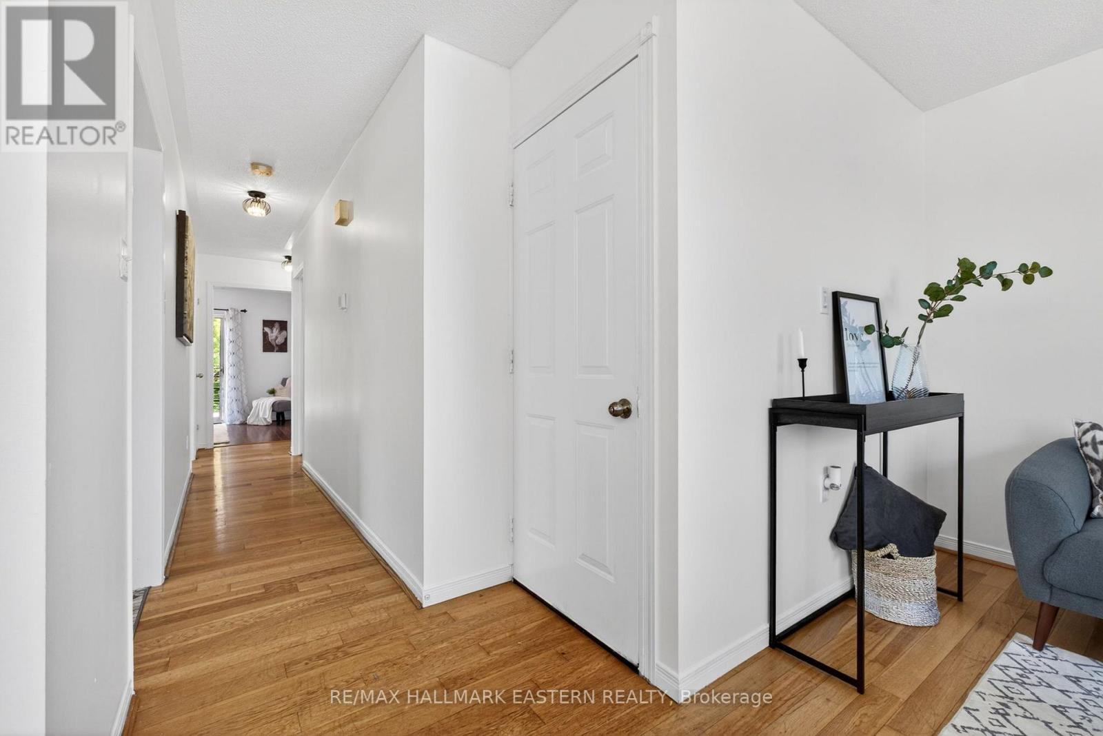 168 TOWERHILL ROAD N - 13