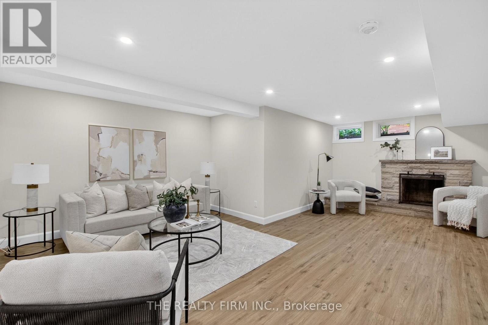 493 CYPRESS AVENUE - 23
