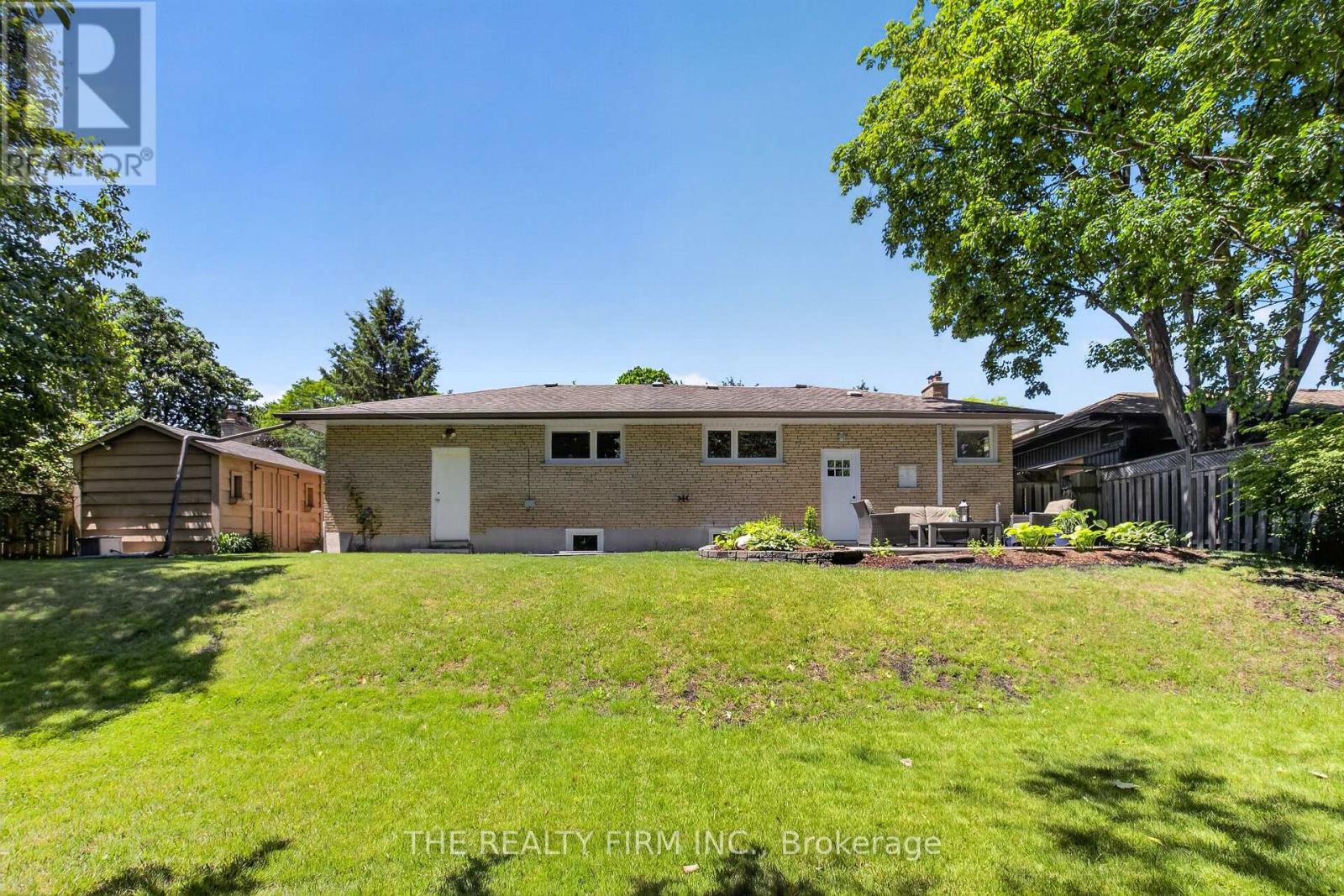 493 CYPRESS AVENUE - 31
