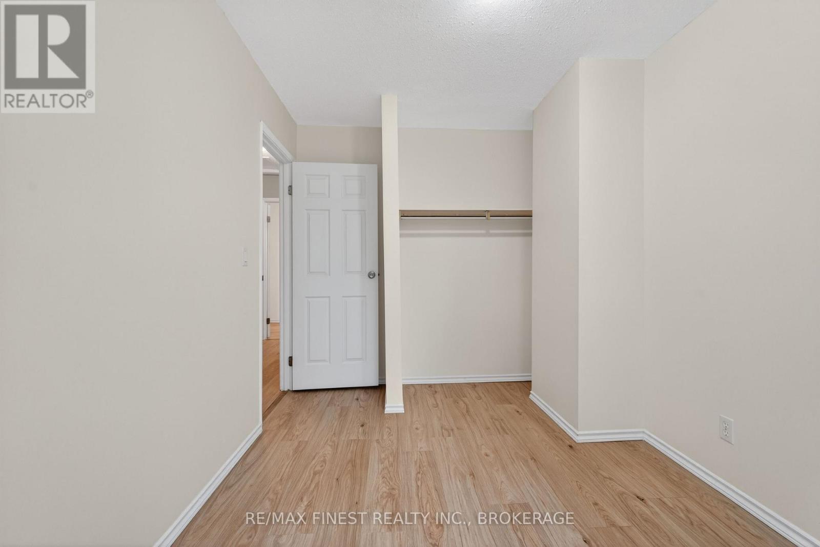 #79 833 DATZELL LANE - 23