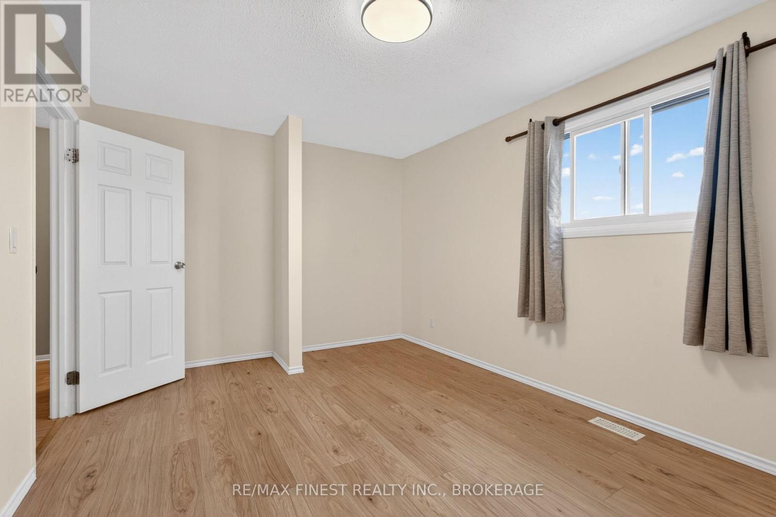 #79 833 DATZELL LANE - 20