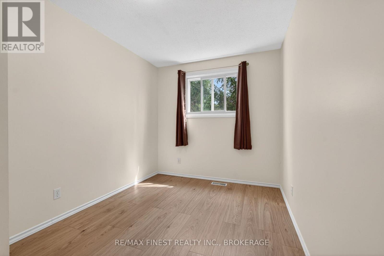 #79 833 DATZELL LANE - 22