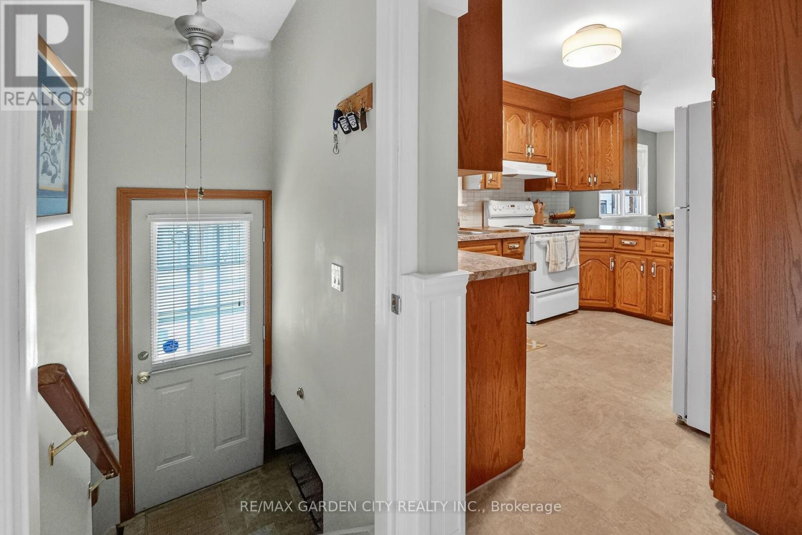519 BUNTING ROAD - 14