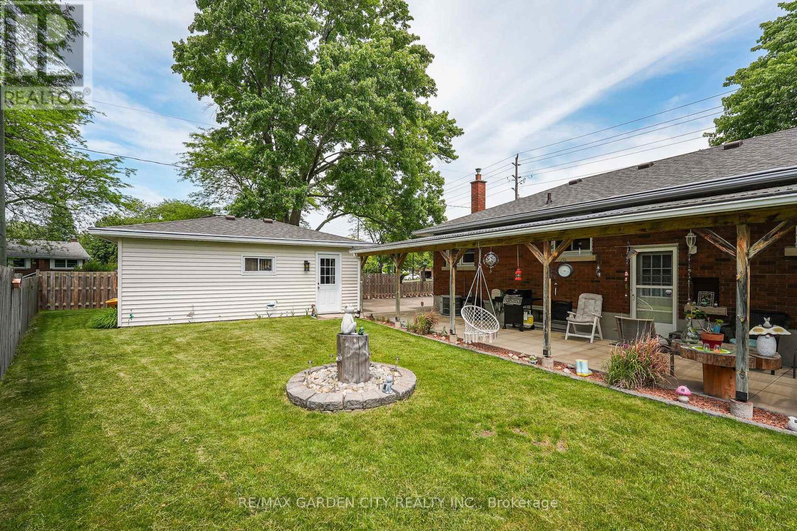 519 BUNTING ROAD - 39