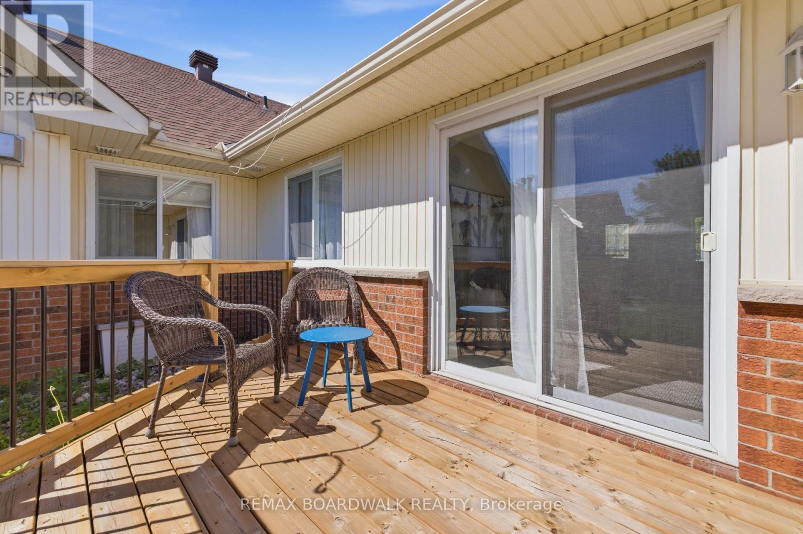 206 OAK LEAF PRIVATE - 3