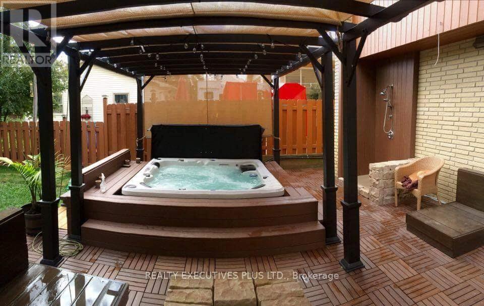 3 Bed, 3 Bath House for Rent in Ottawa – 2157 BOYER ROAD, Ottawa – MLS# X13247940 - Image 11
