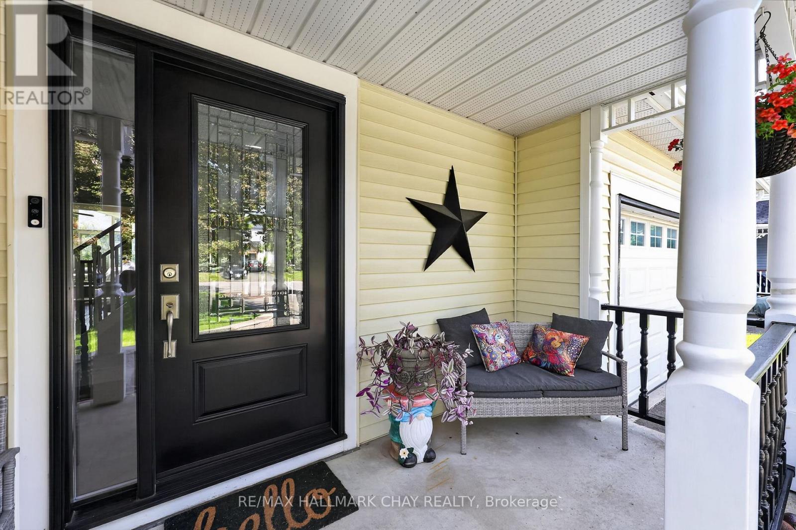 1885 APPLEWOOD AVENUE - 42