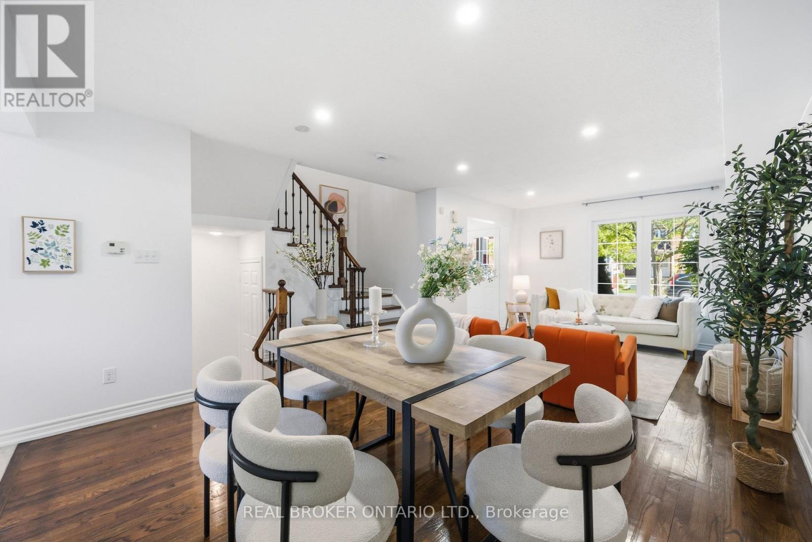 161 SOUTH UNIONVILLE AVENUE - 10