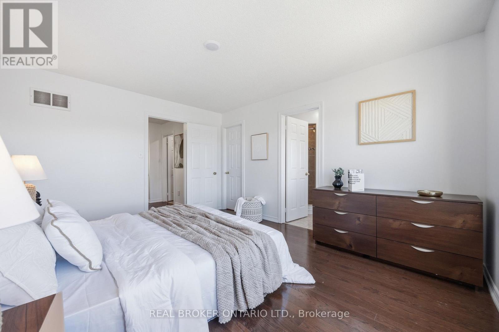 161 SOUTH UNIONVILLE AVENUE - 21