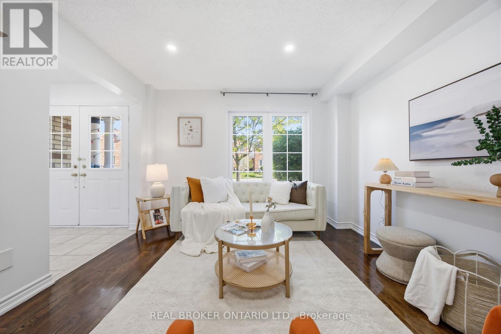 161 SOUTH UNIONVILLE AVENUE - 7