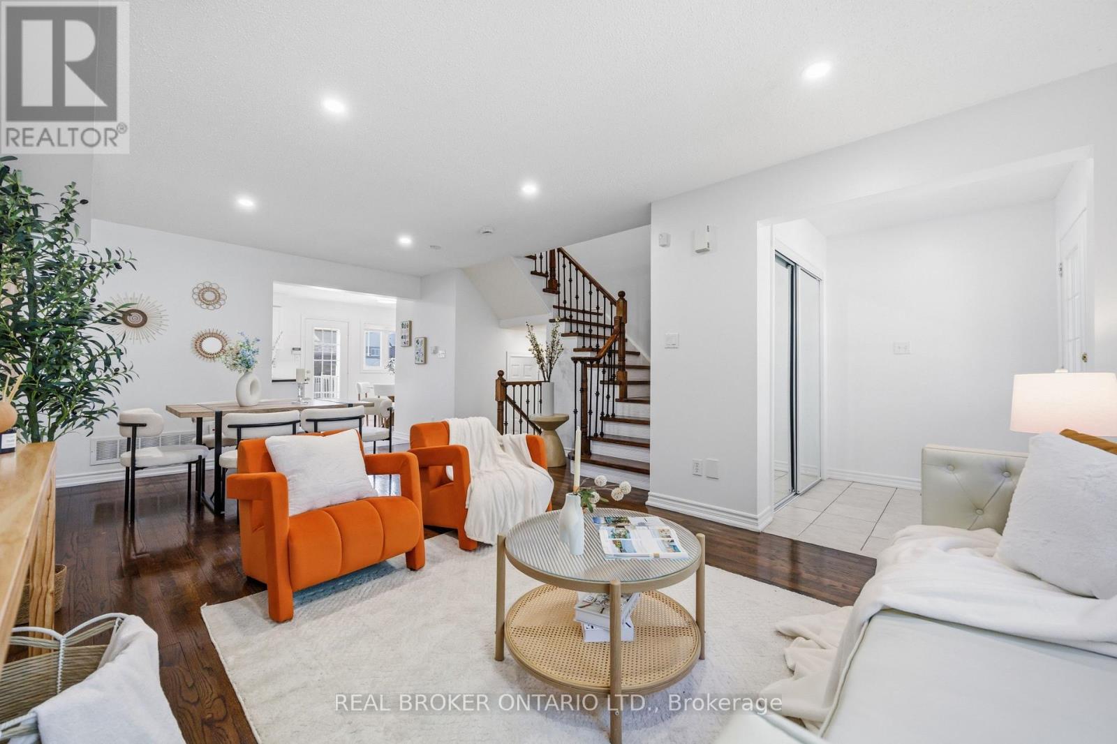 161 SOUTH UNIONVILLE AVENUE - 9