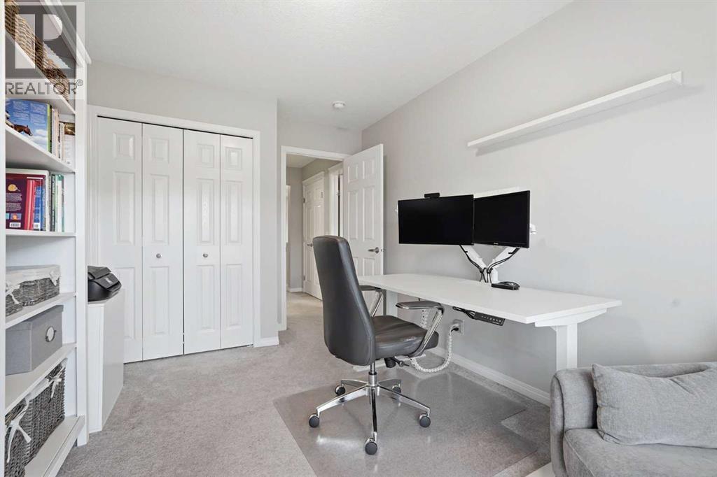 66 Masters Place SE - 26