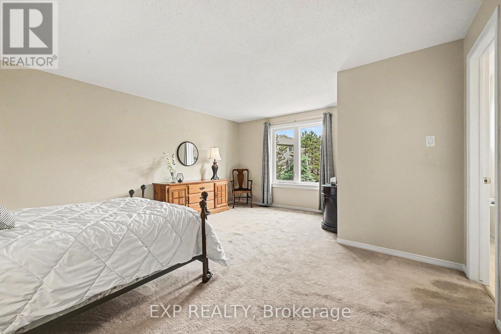 1859 SUMMERFIELDS CRESCENT - 11