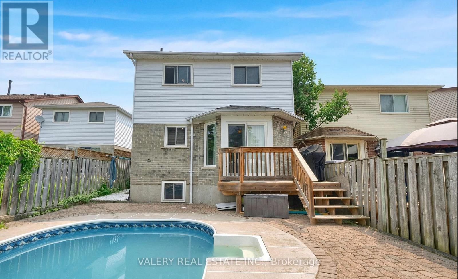 848 ATTERSLEY DRIVE - 30