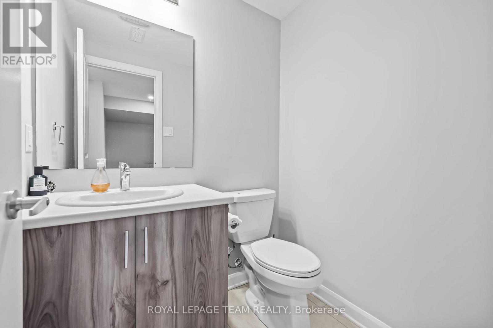 4 Bed, 4 Bath House for Rent in Ottawa – 301 ELSIE MACGILL WALK, Ottawa – MLS# X13253794 - Image 21