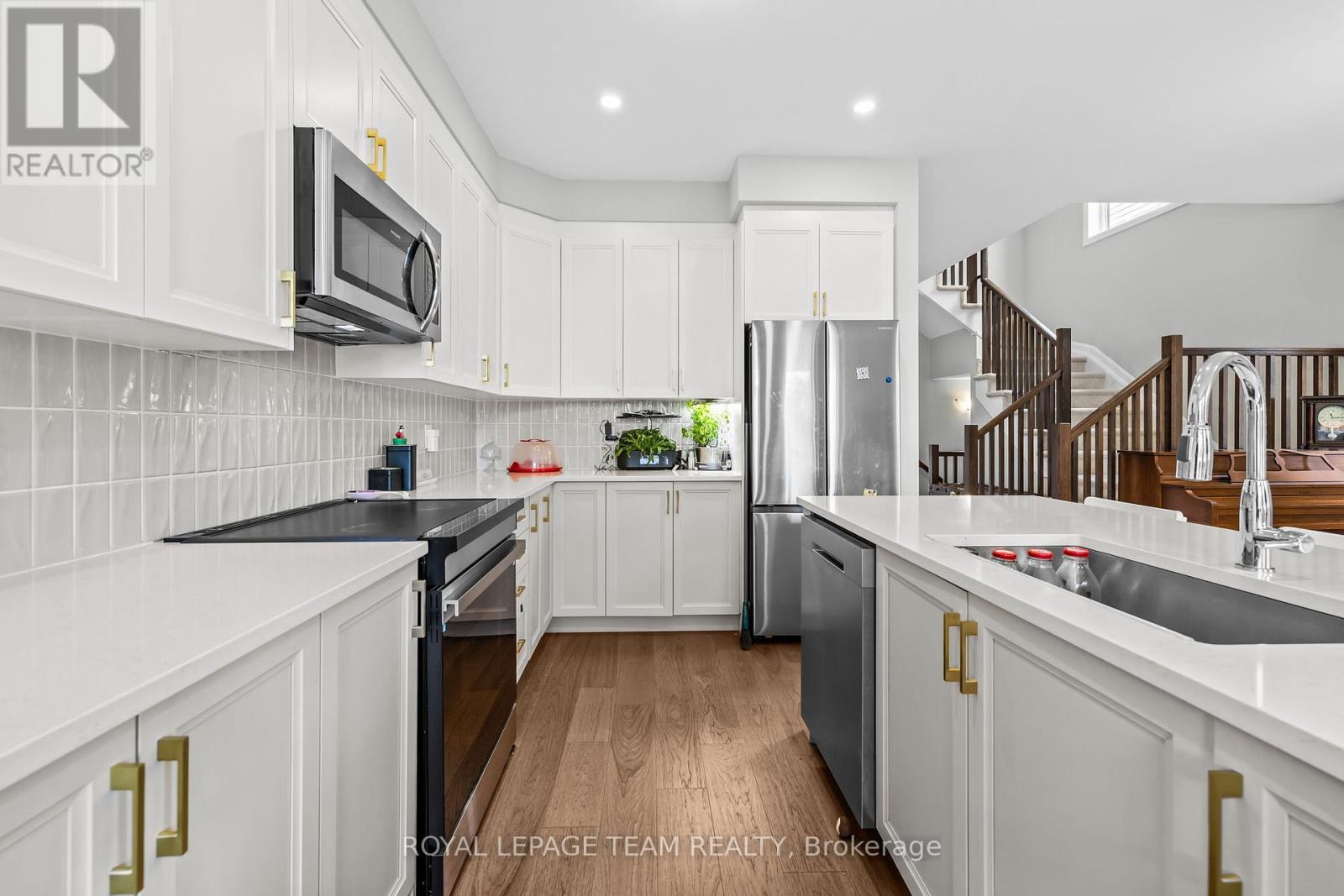 4 Bed, 4 Bath House for Rent in Ottawa – 301 ELSIE MACGILL WALK, Ottawa – MLS# X13253794 - Image 8