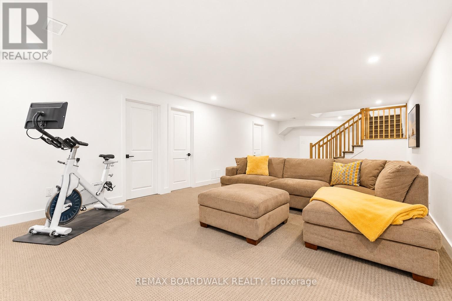 52 BIG DIPPER STREET - 40