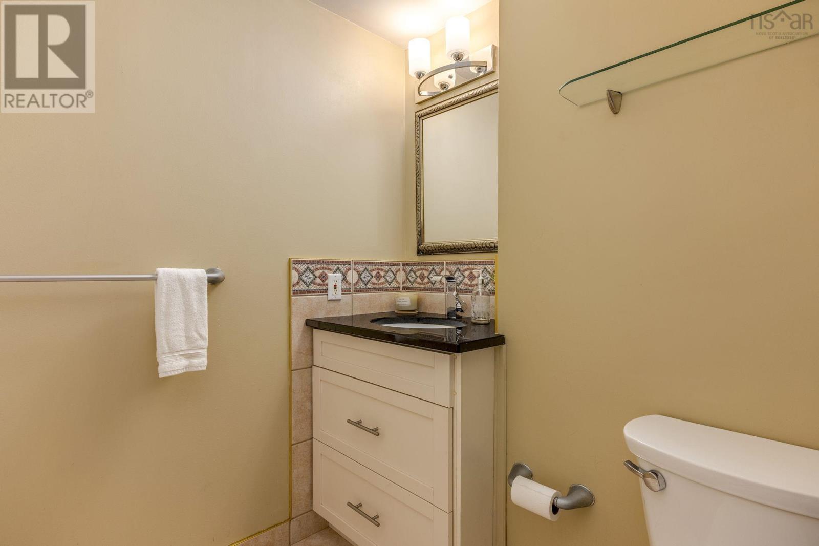 Property 25 of 35 of 405 1326 Lower Water Street