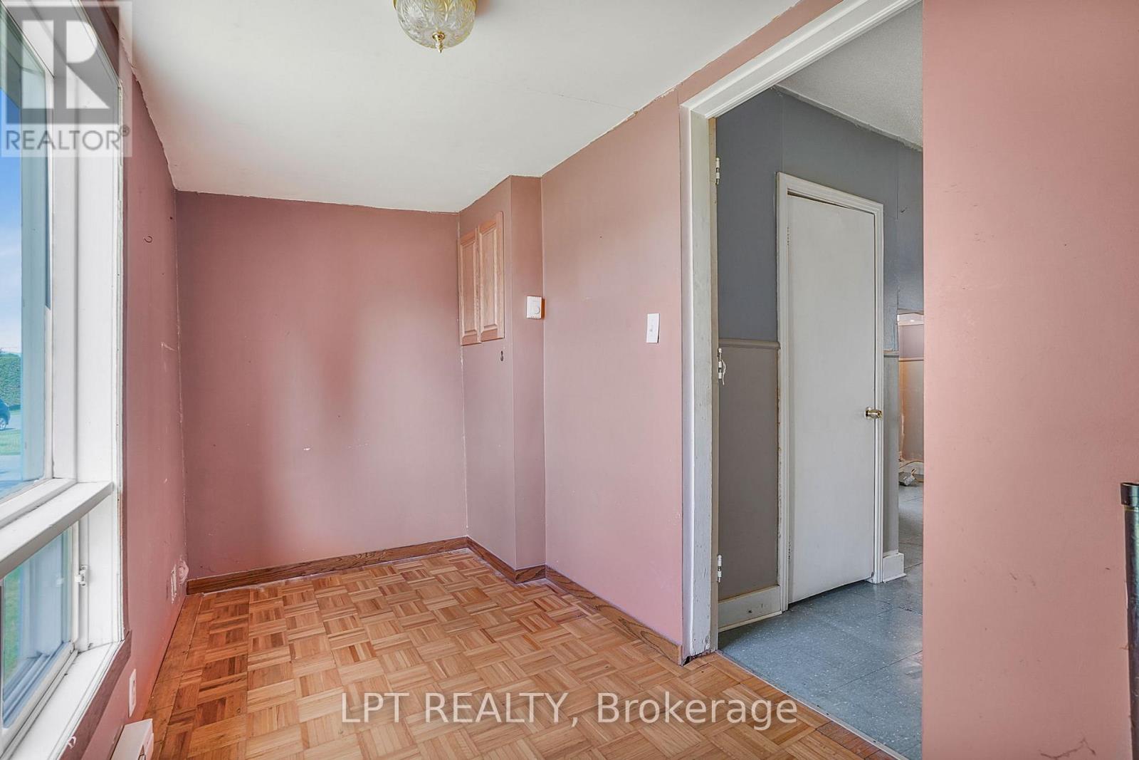 31 JOHNSTON STREET - 15