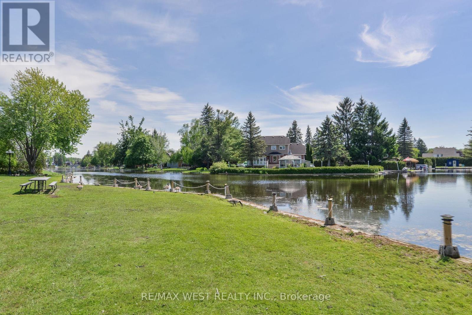 #16 60 LAGUNA PARKWAY - 10