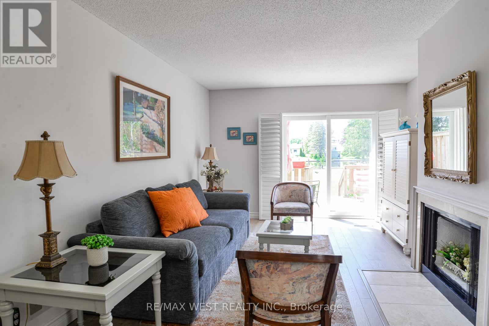 #16 60 LAGUNA PARKWAY - 3