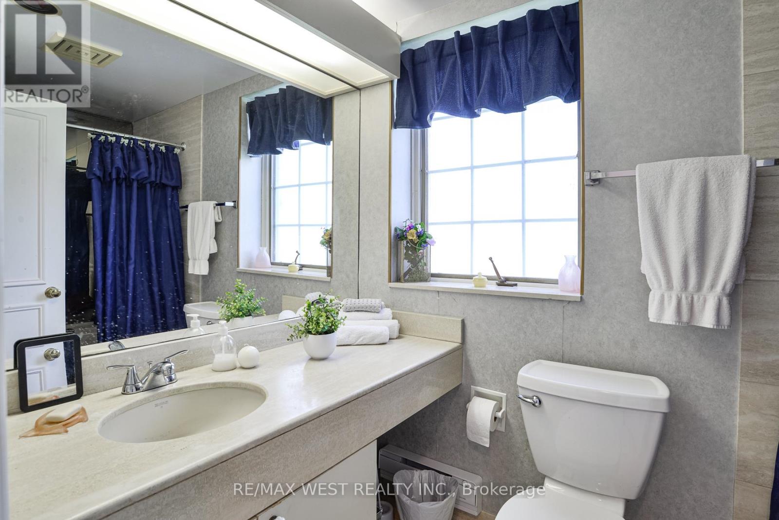 #16 60 LAGUNA PARKWAY - 7