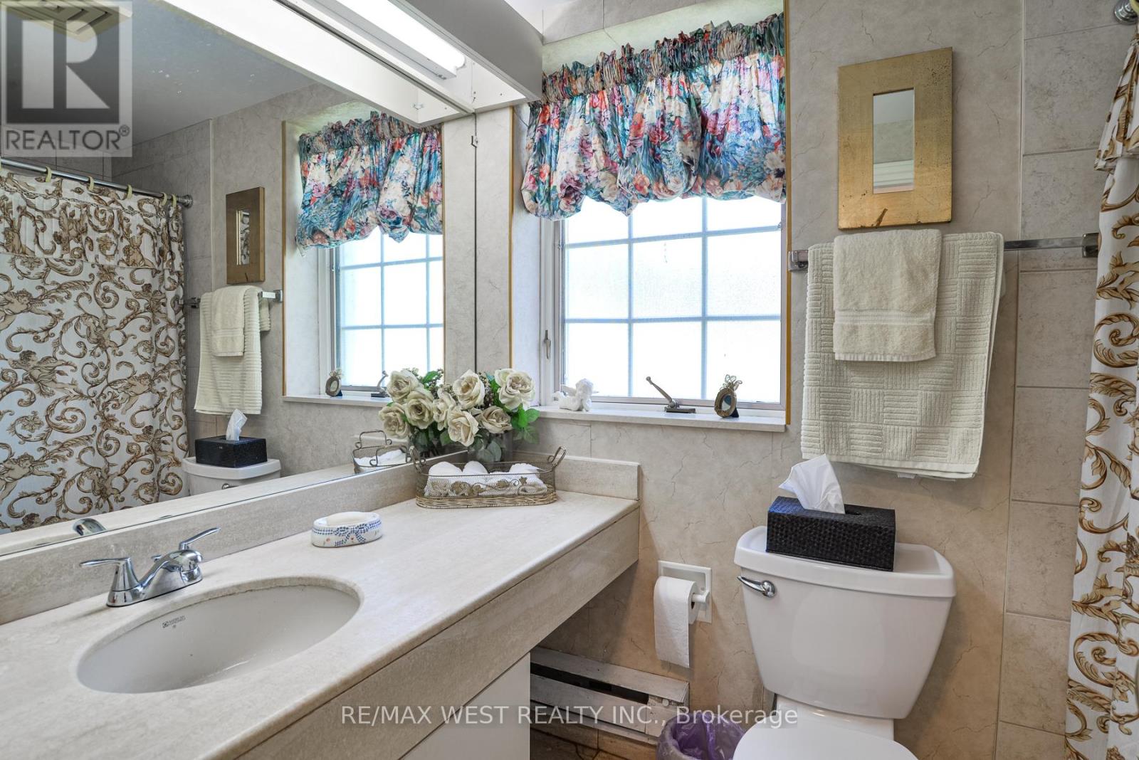 #16 60 LAGUNA PARKWAY - 9