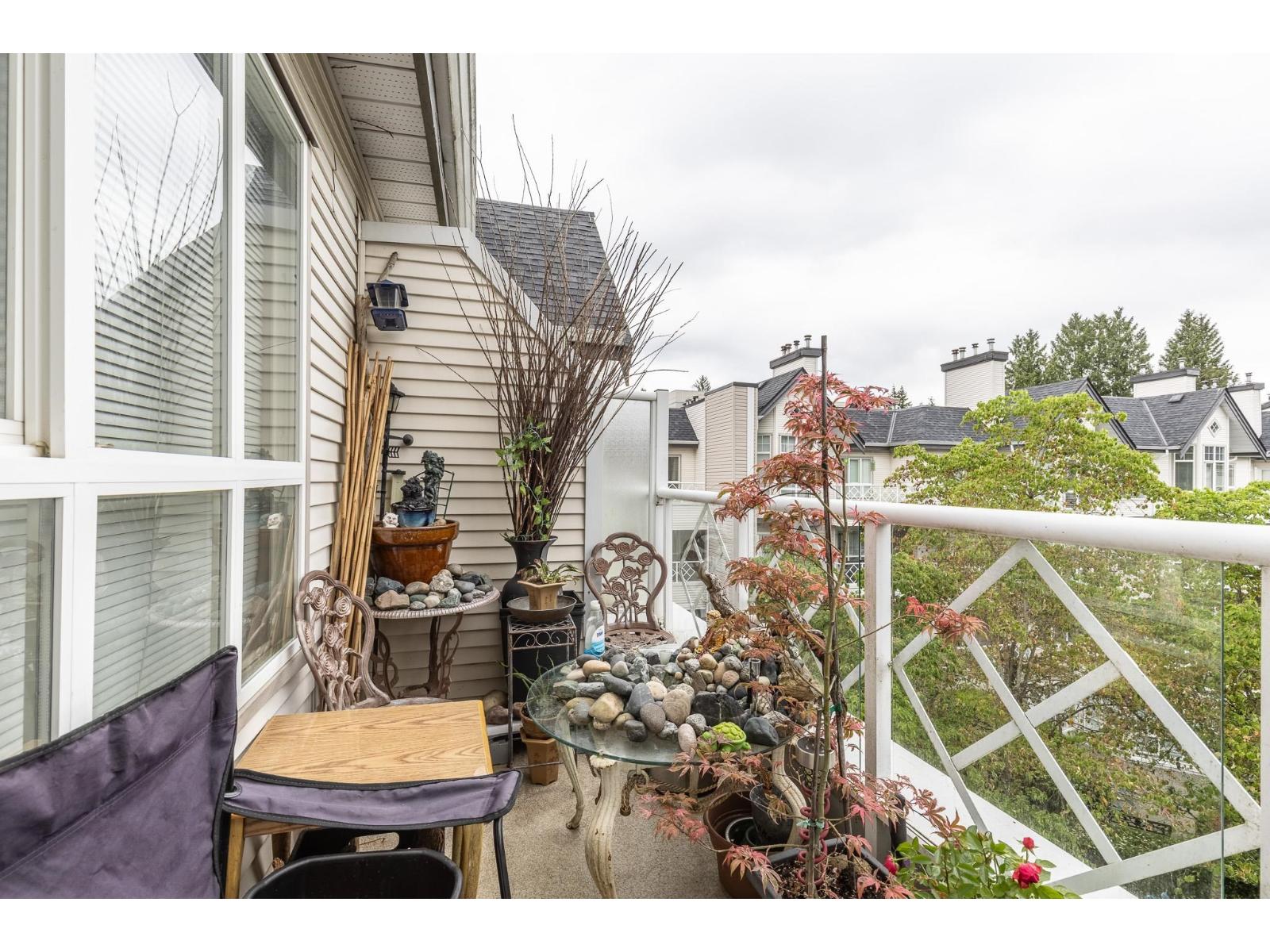 427 9979 140 STREET, Surrey