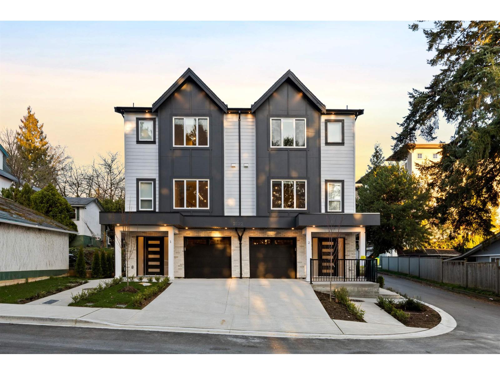 1 2522 CAMPBELL AVENUE, Abbotsford