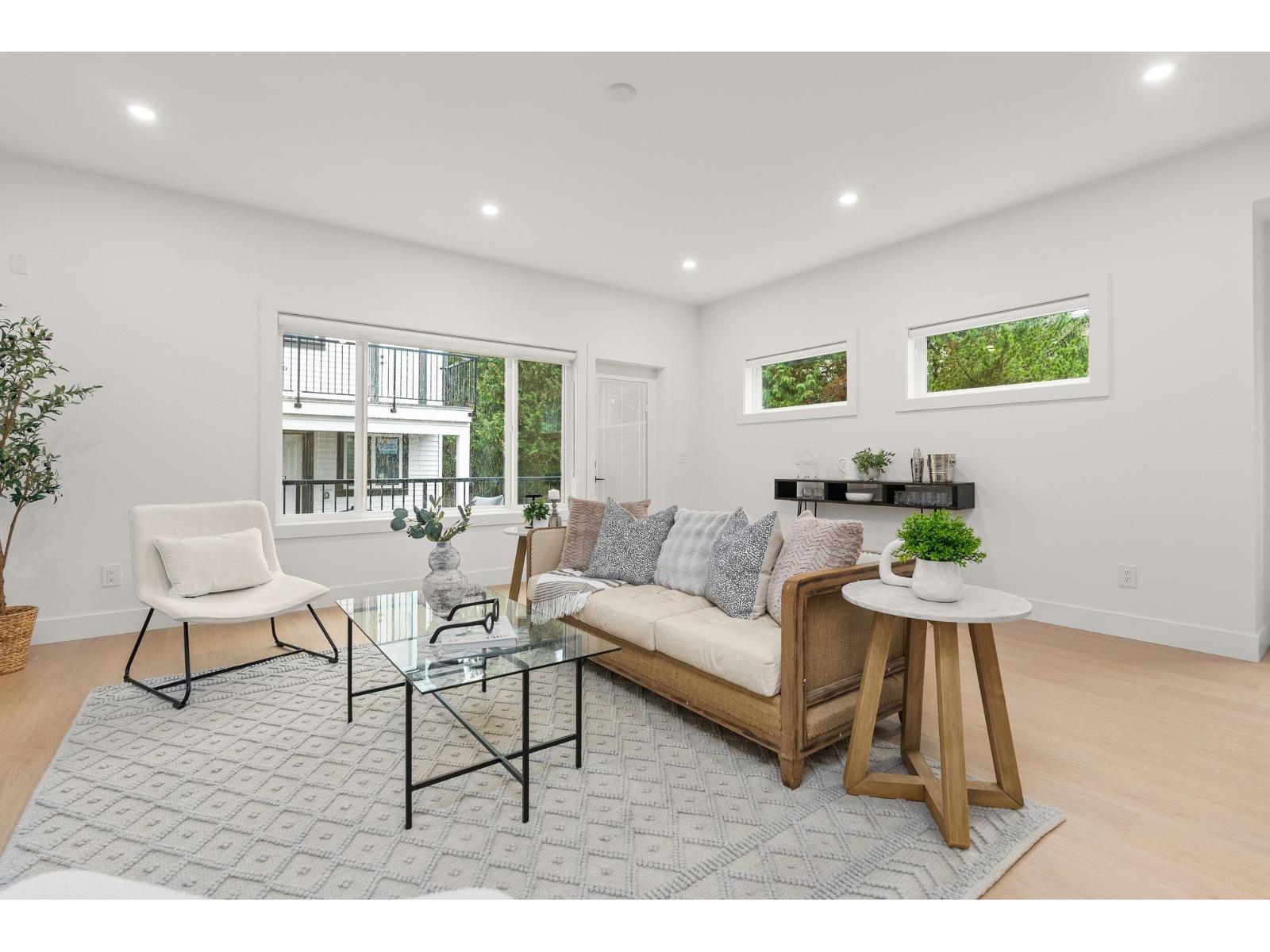 1 2522 CAMPBELL AVENUE, Abbotsford