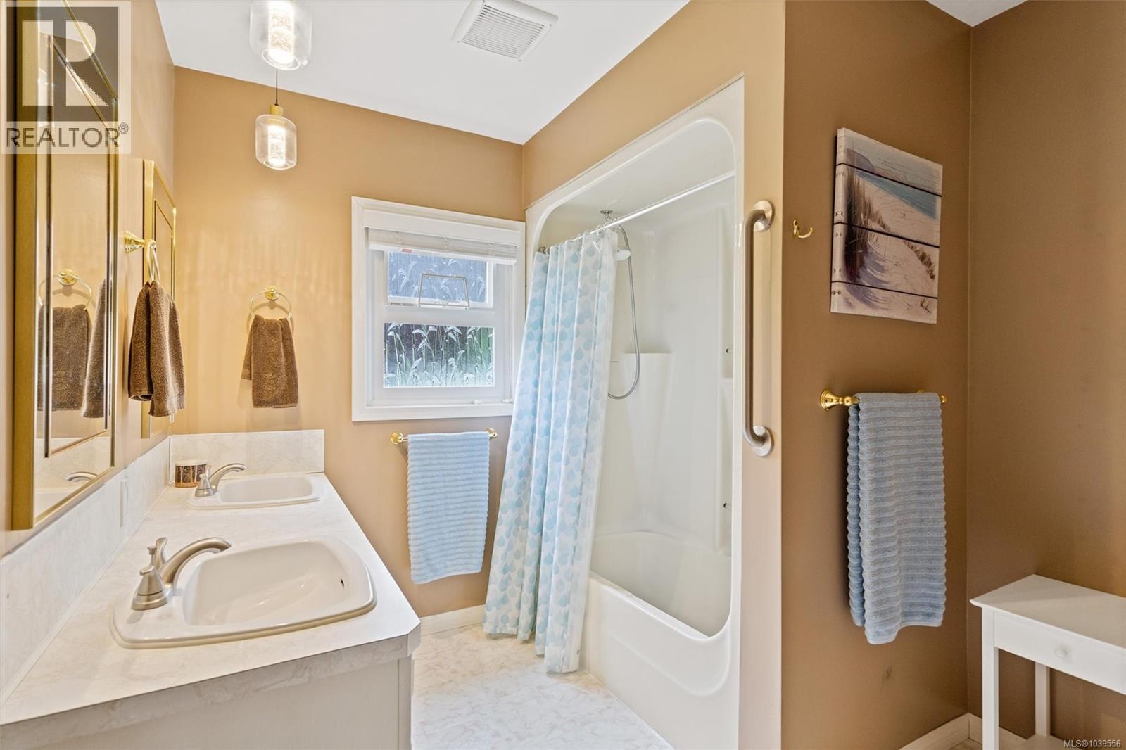 8500 Maple Ridge Rd - 23