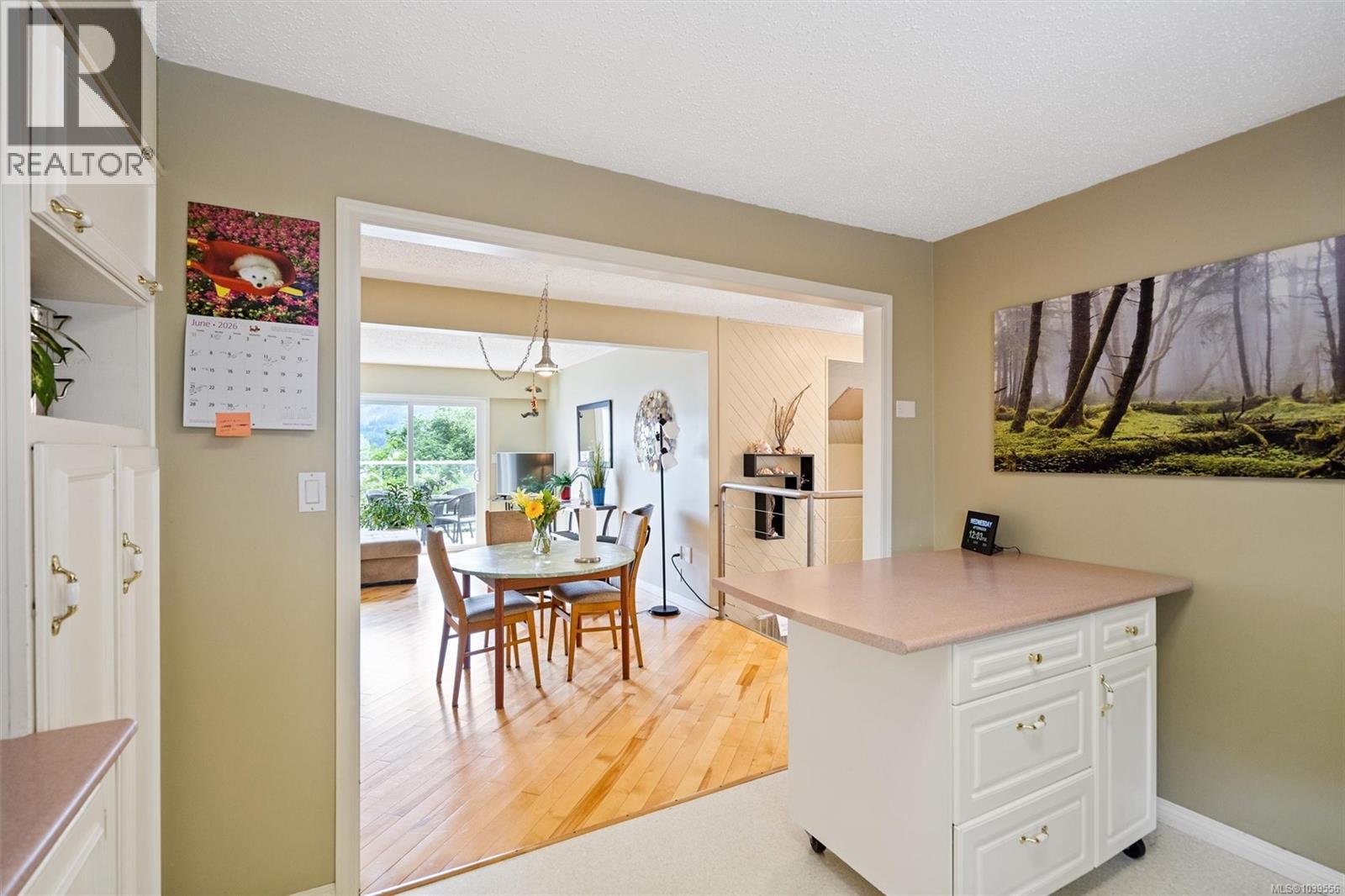 8500 Maple Ridge Rd - 7
