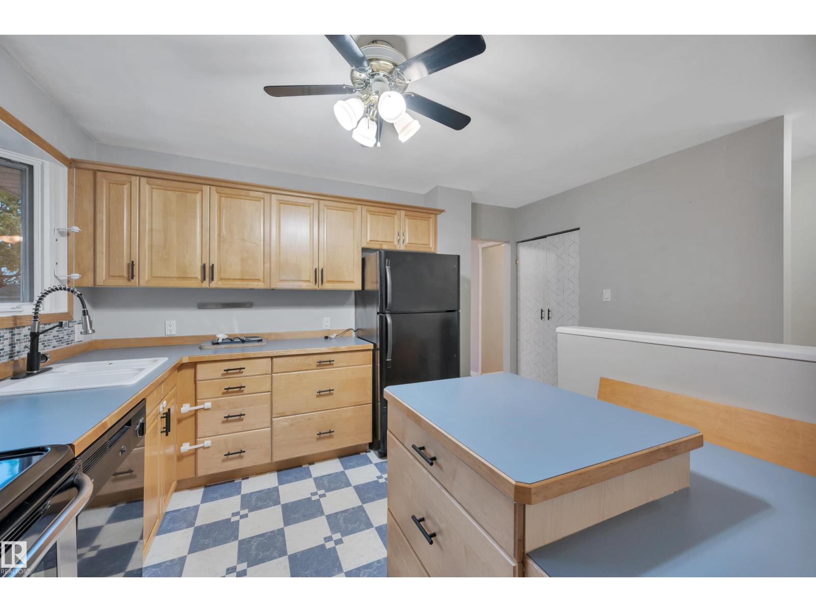 410 Conifer ST - 11