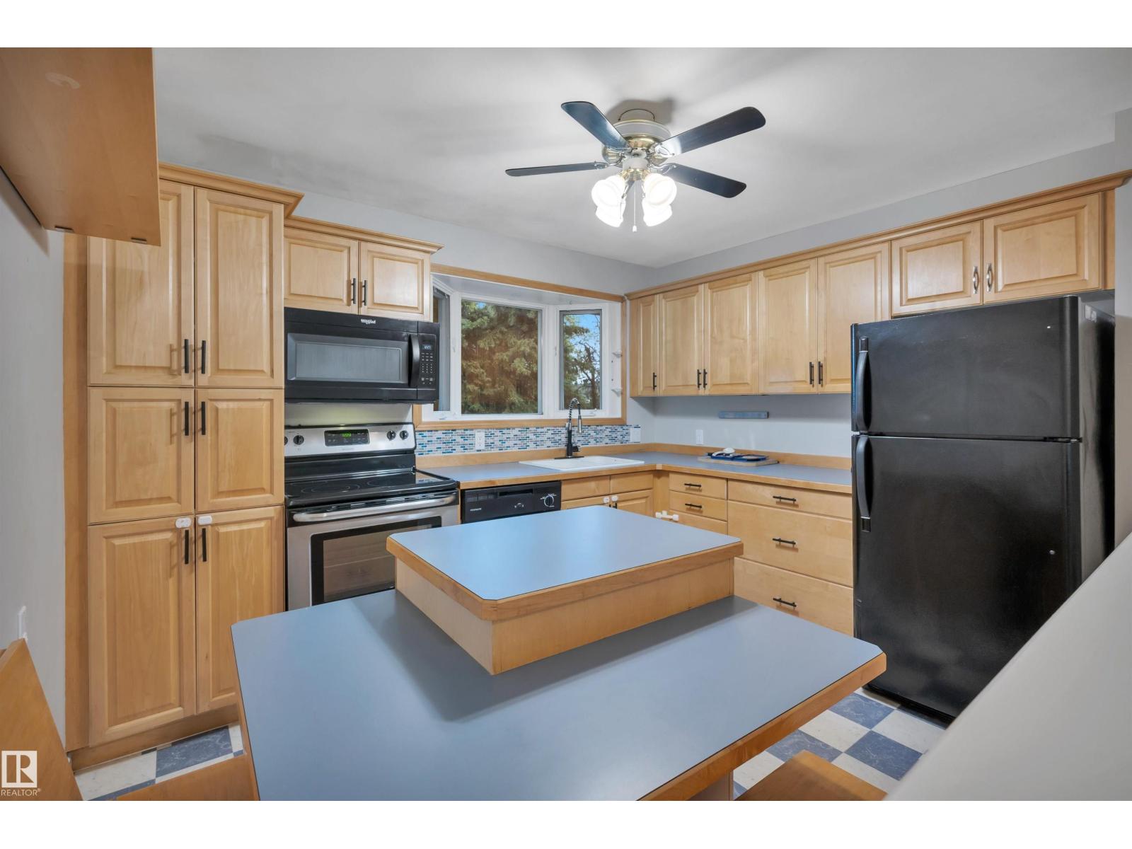 410 Conifer ST - 14