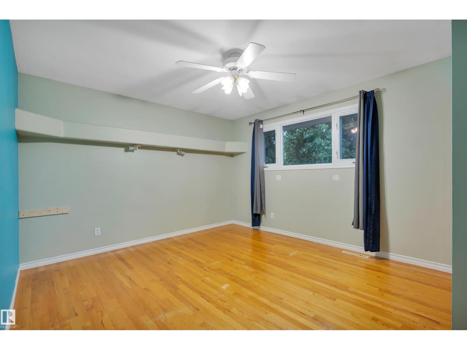 410 Conifer ST - 16