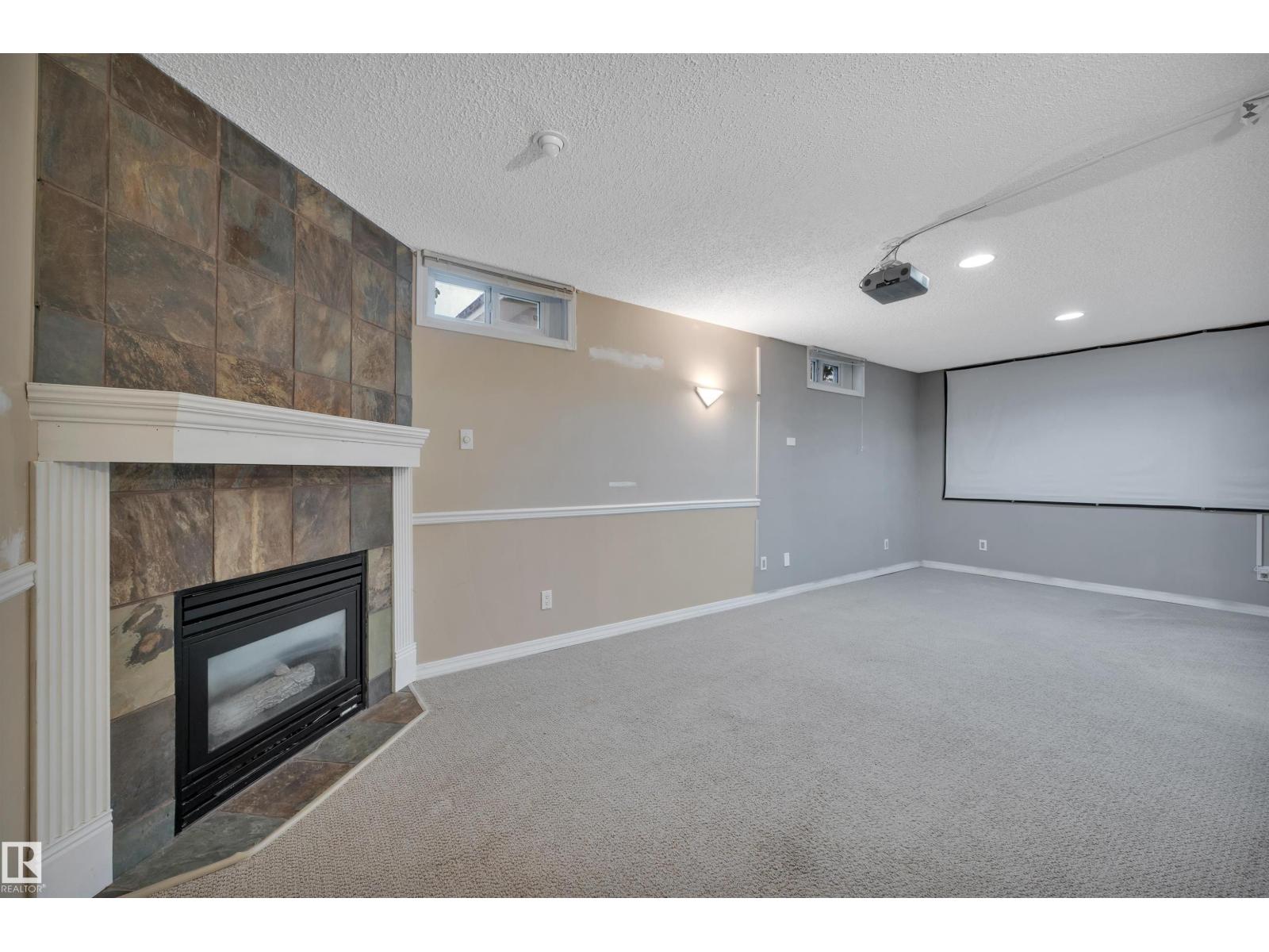 410 Conifer ST - 29