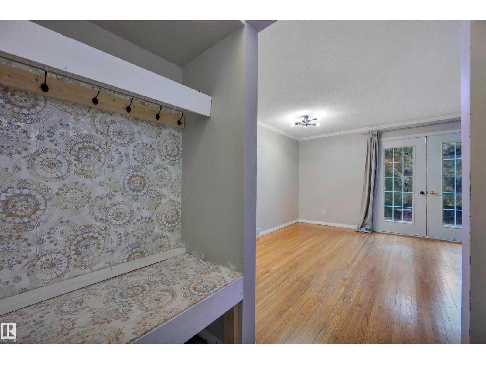 410 Conifer ST - 5