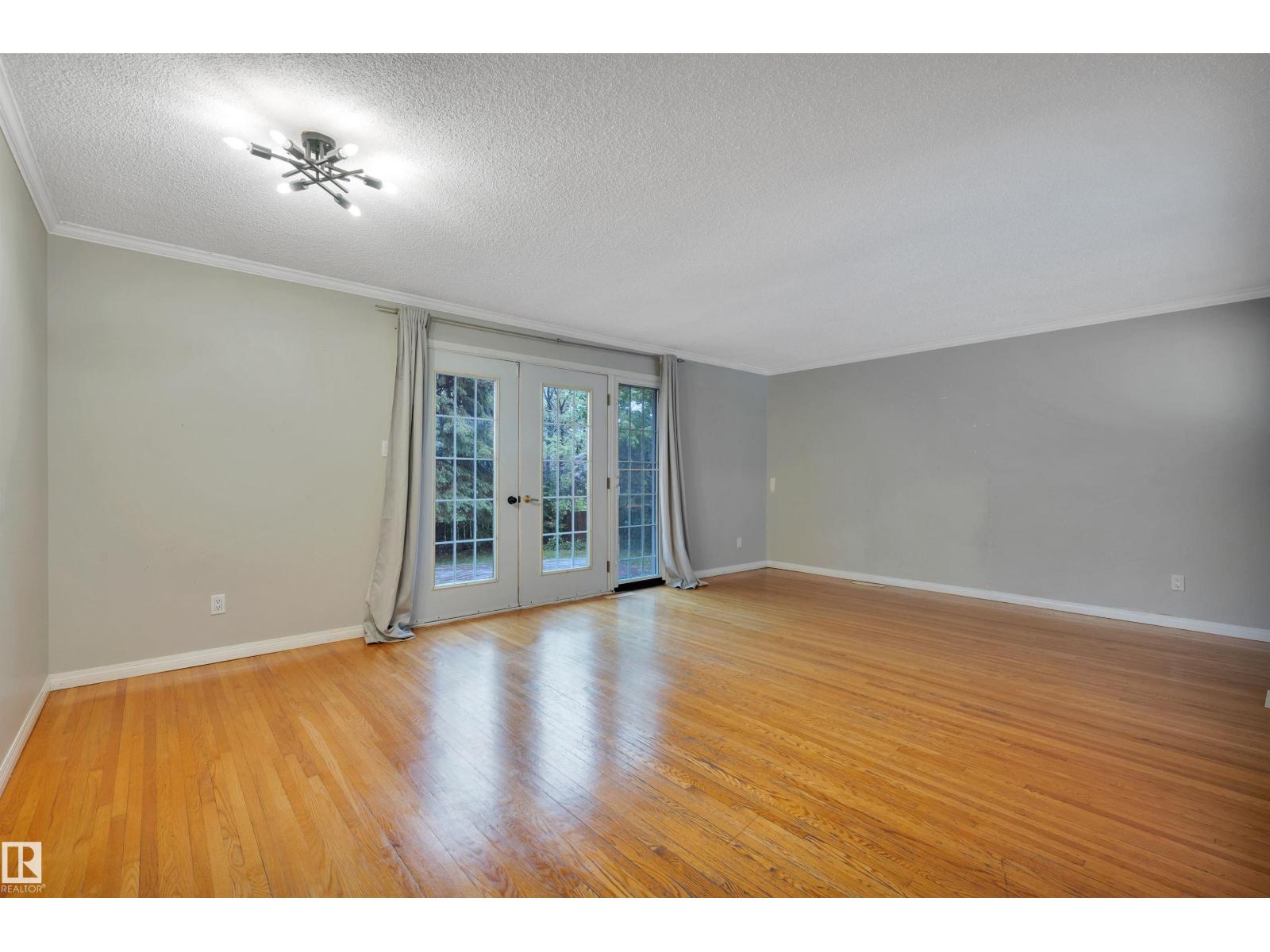 410 Conifer ST - 6