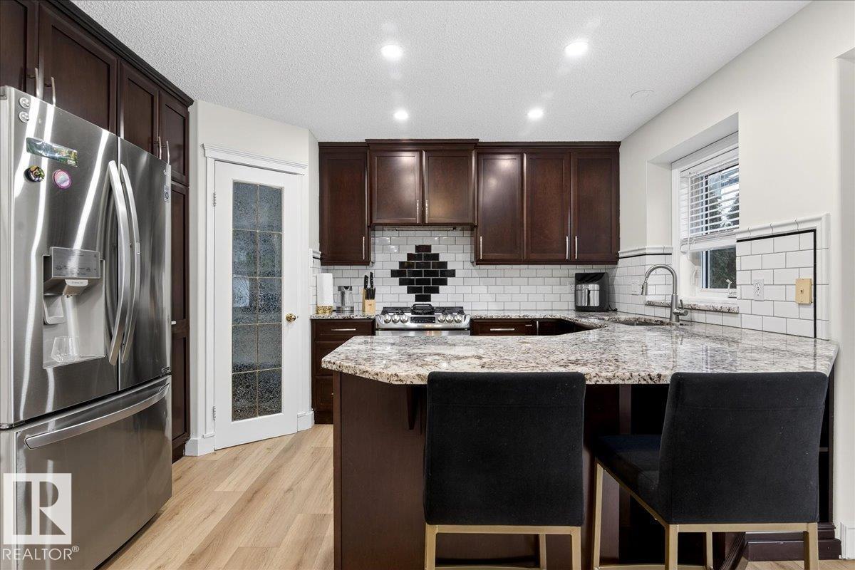 15736 133 ST NW - 10