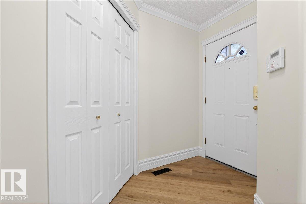 15736 133 ST NW - 15