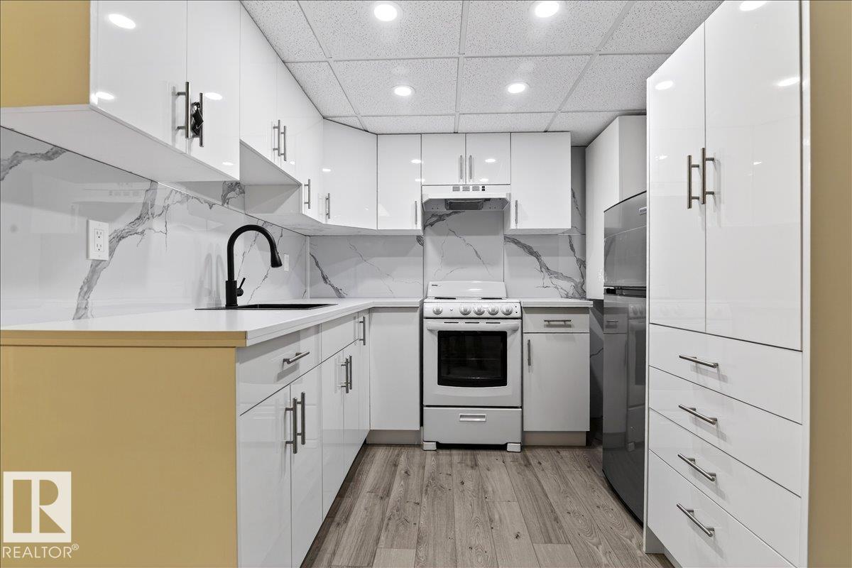 15736 133 ST NW - 43