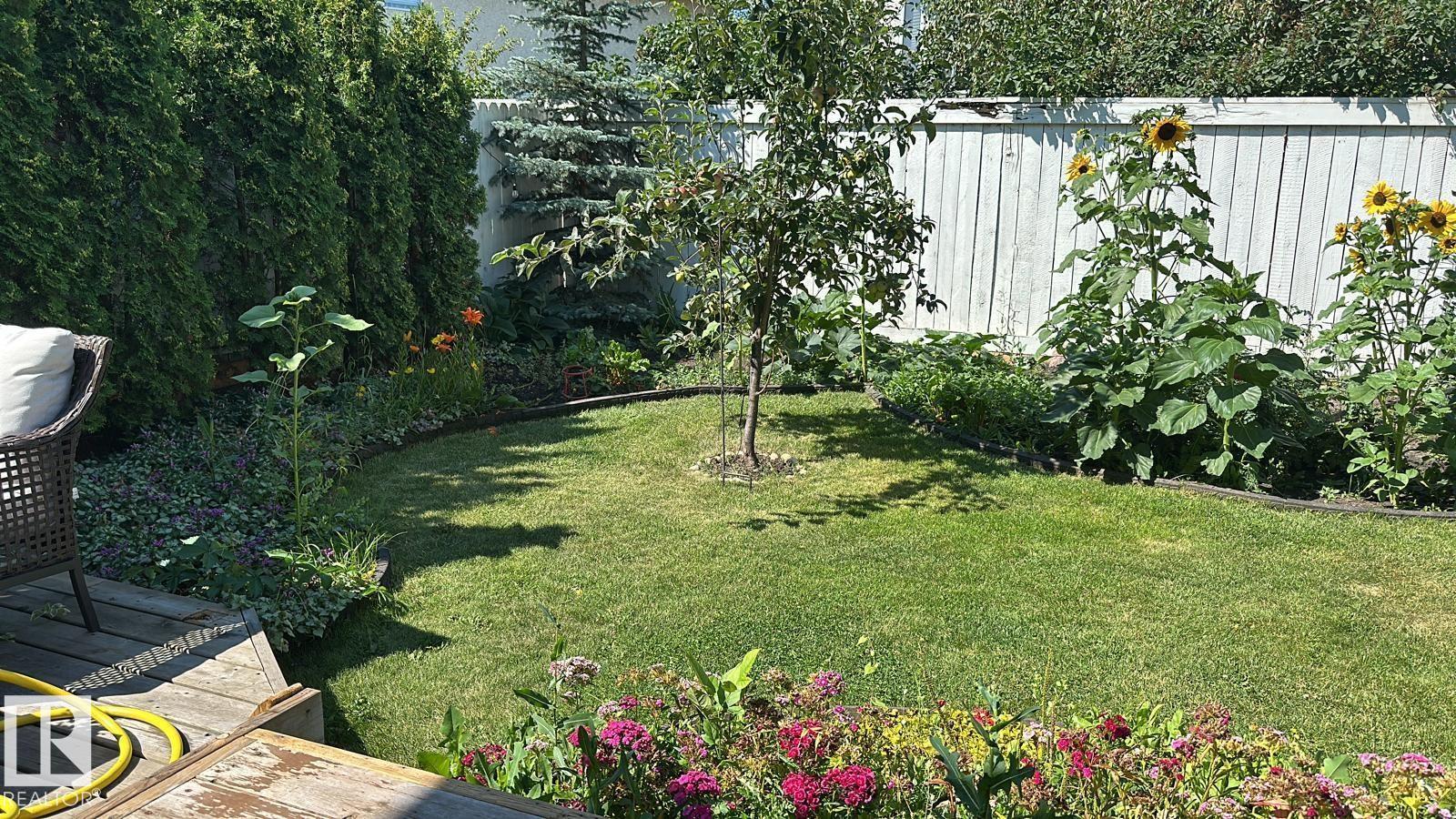 15736 133 ST NW - 52