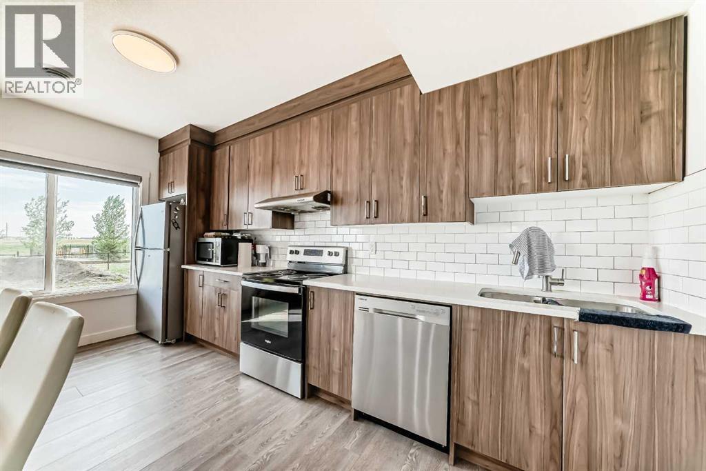 43 Homestead Close NE - 43