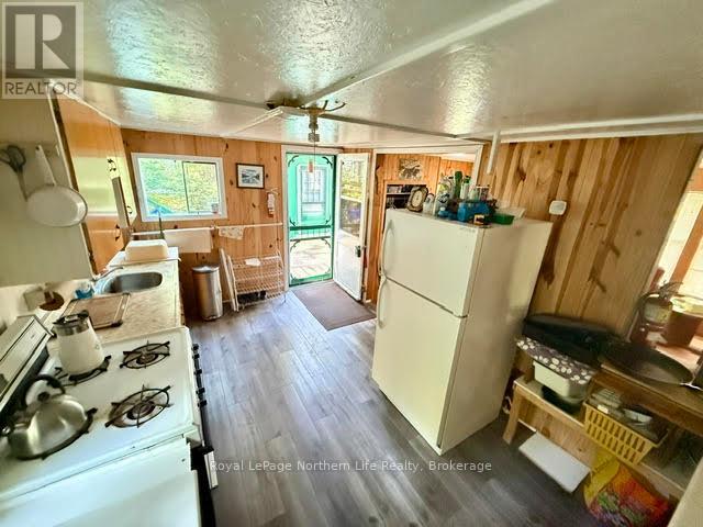 673 RABBIT LAKE - 11