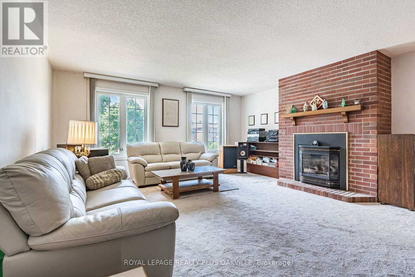 1520 ROSEWAY DRIVE - 12