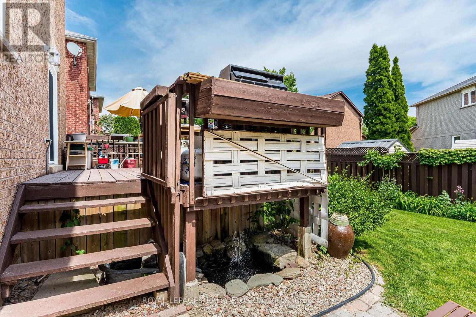 1520 ROSEWAY DRIVE - 28